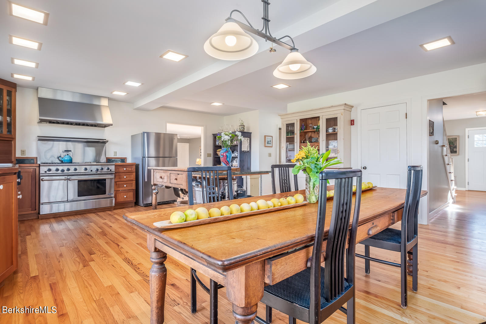 54 Sloan Road Williamstown, MA 01267 - Photo 9 of 38 Eating area, kitchen