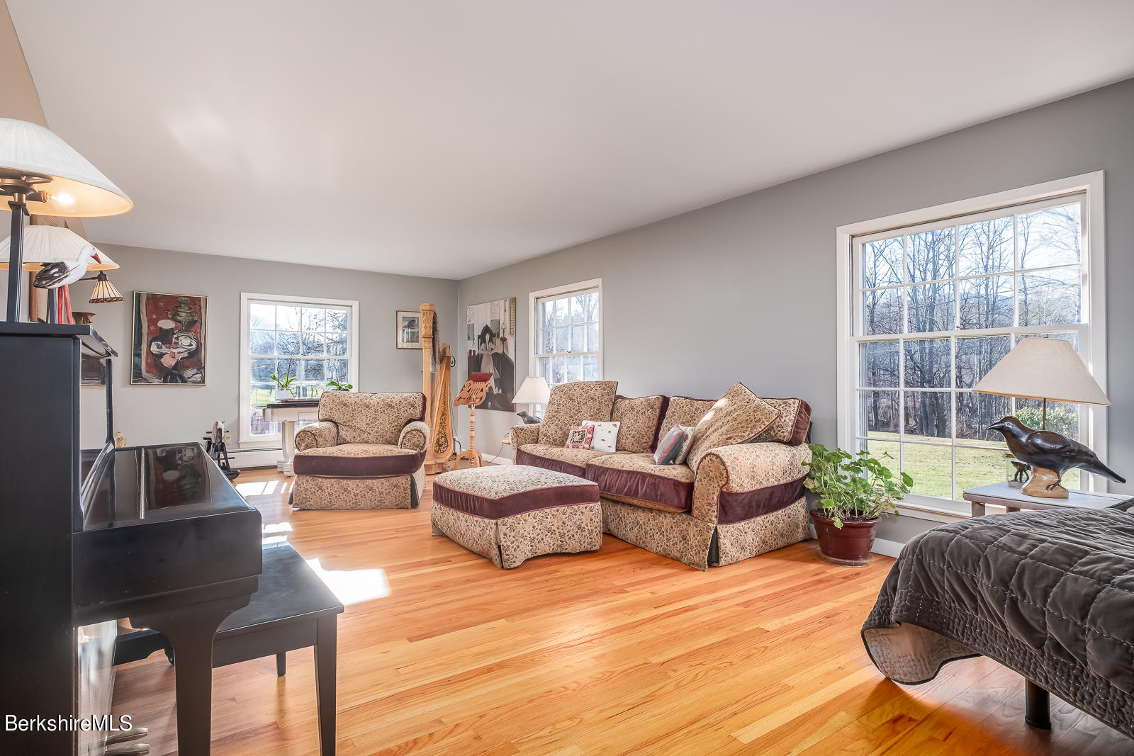 54 Sloan Road Williamstown, MA 01267 - Photo 10 of 38 Living room