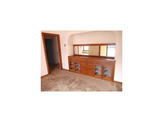 516 Second Street Scotts Valley, CA 95060 - Photo 3 of 5 a hallway with a large window