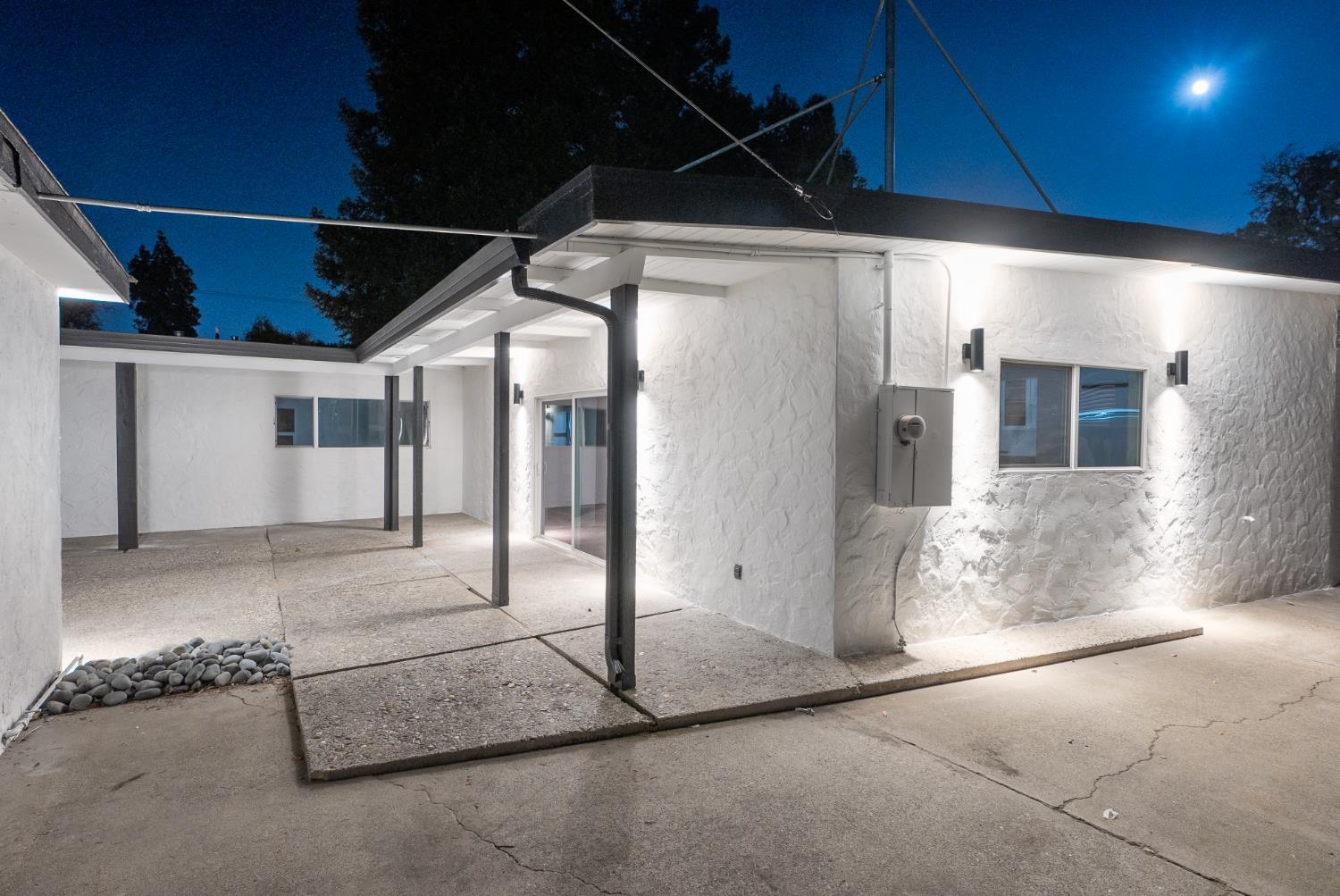 1125 Wellesley Avenue Modesto, CA 95350 - Photo 40 of 43