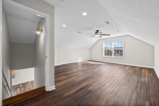 $2,300 | 1002 Hendricks Court, Clarksville, TN 37040