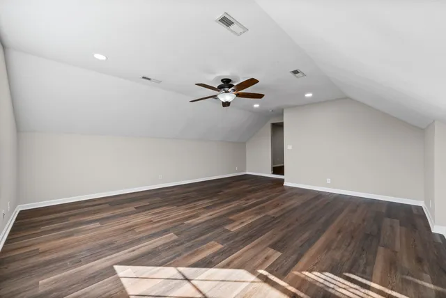 $2,300 | 1002 Hendricks Court, Clarksville, TN 37040