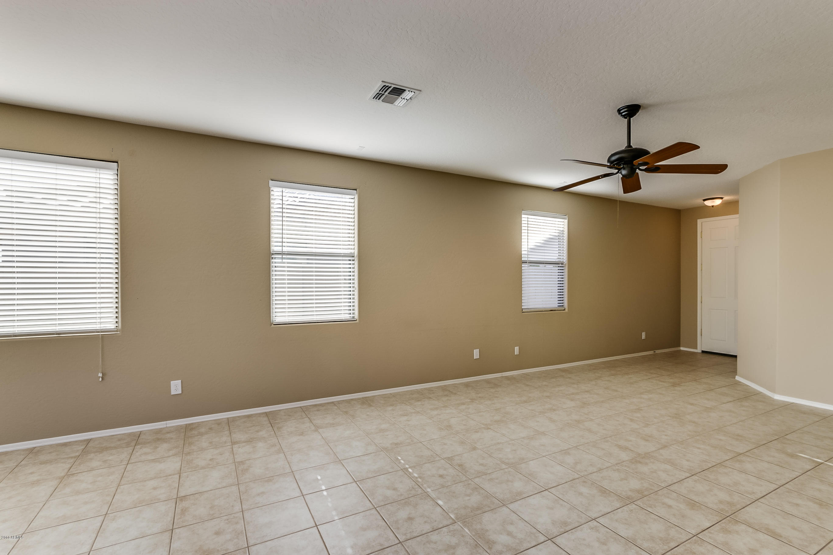 2539 West Bisbee Way Phoenix, AZ 85086 - Photo 11 of 32 Bisbee - 014