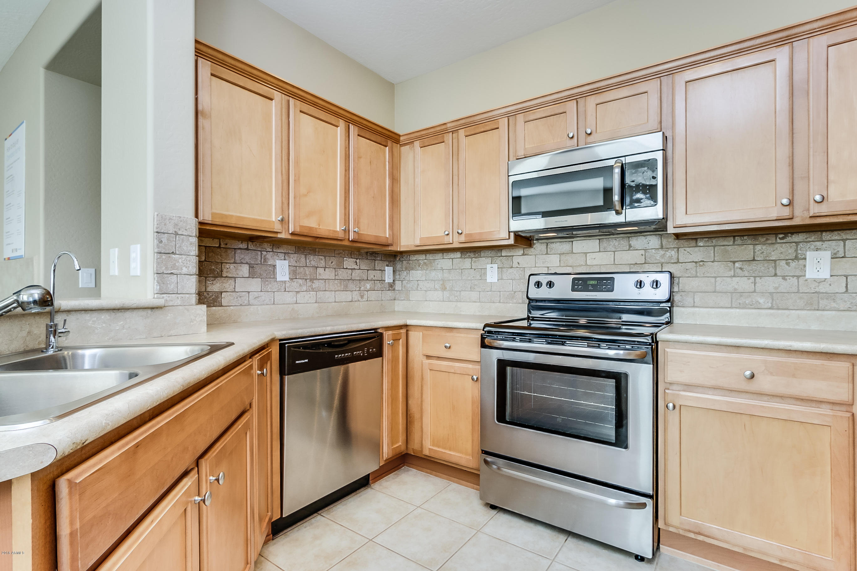 2539 West Bisbee Way Phoenix, AZ 85086 - Photo 2 of 32 Bisbee - 005