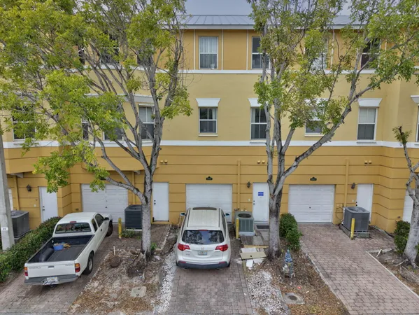 $285,000 | 1910 Shoma Drive, West Palm Beach, FL 33414