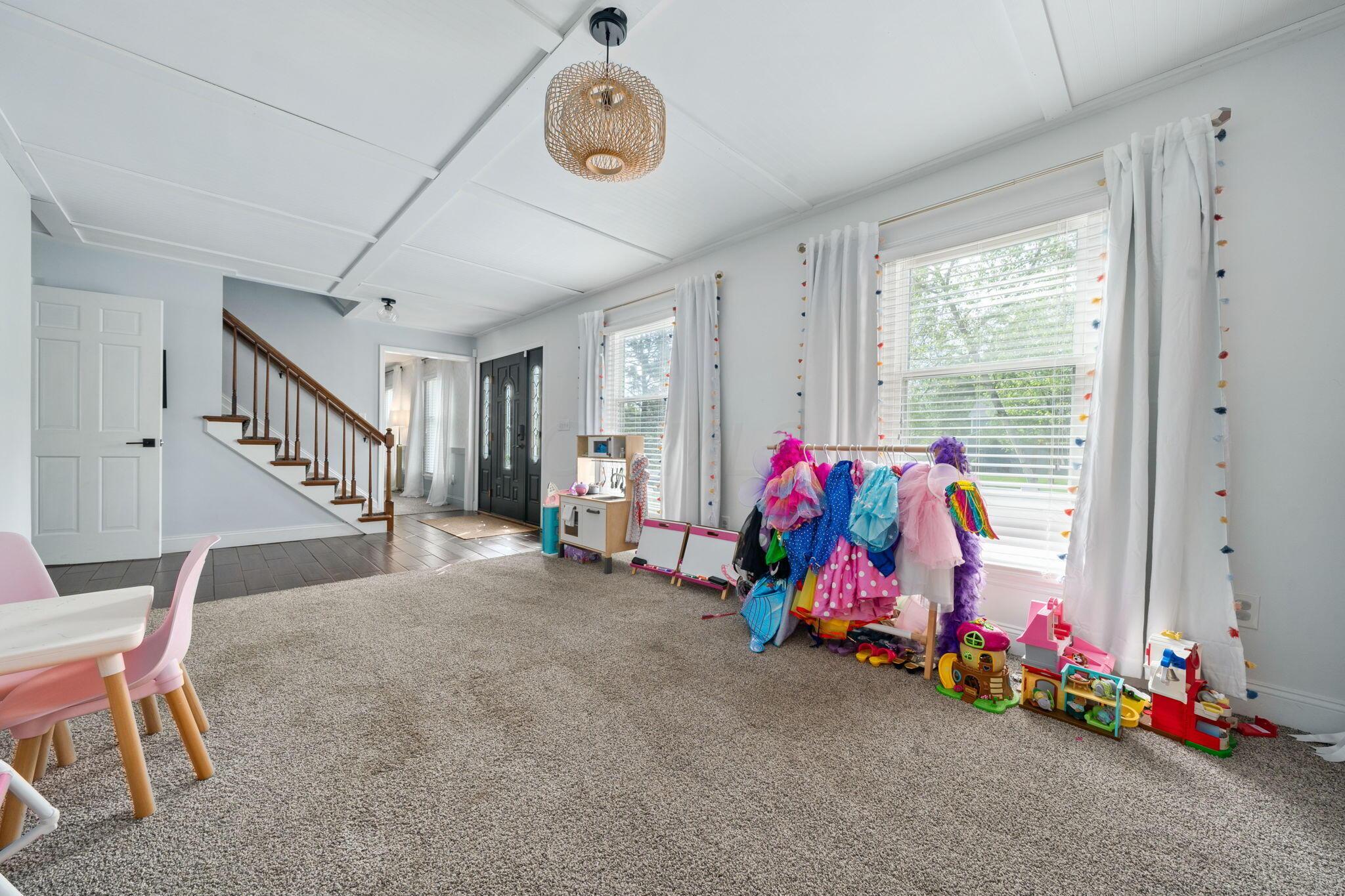 7004 Linworth Road Columbus, OH 43235 - Photo 26 of 76 7004 Linworth Road