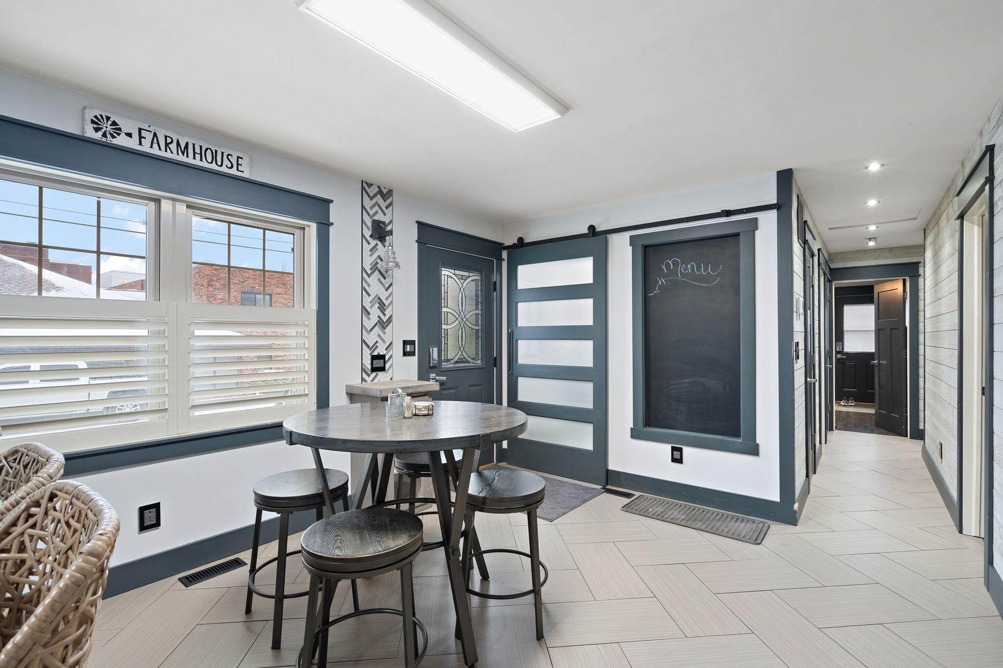 303 Burnham Street Lowell, IN 46356 - Photo 8 of 23 2048x1365