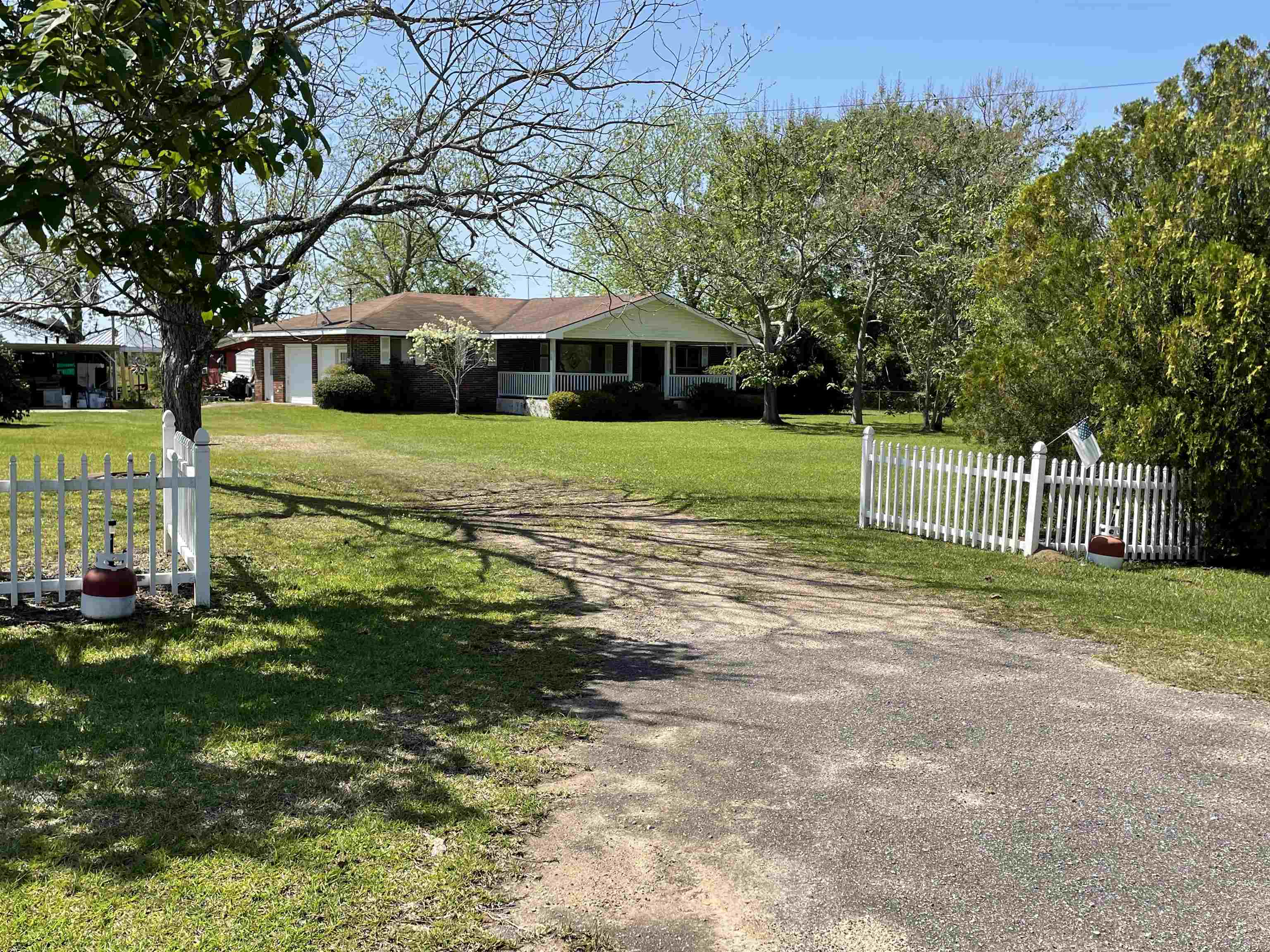 46215 Phillipsville Road Bay Minette, AL 36507 - Photo 2 of 7