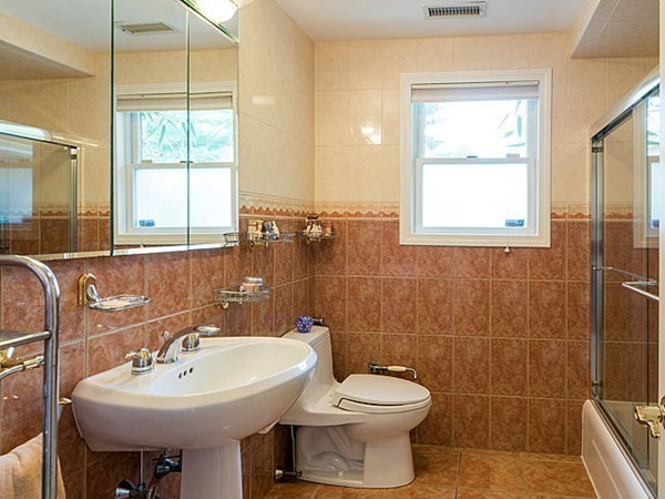 76 Appledor Road Framingham, MA 01701 - Photo 19 of 26
