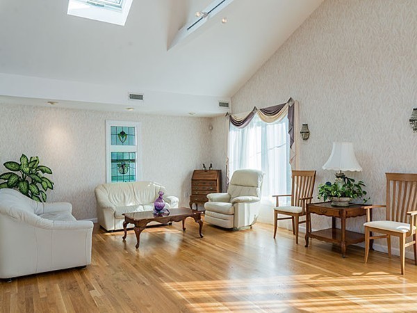 76 Appledor Road Framingham, MA 01701 - Photo 6 of 26