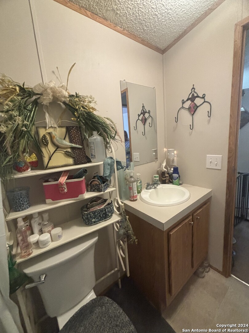 7971 Pronghorn Drive Spring Branch, TX 78070 - Photo 25 of 53 a utility room with washer and dryer