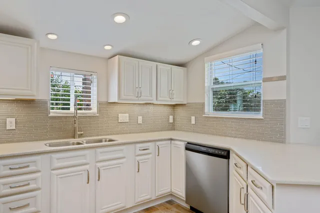 $2,395 | 502 3rd Avenue, Destin, FL 32541