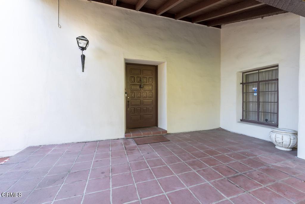 893 Gainsborough Drive Pasadena, CA 91107 - Photo 9 of 62 893_Gainsborough_Gallery_009