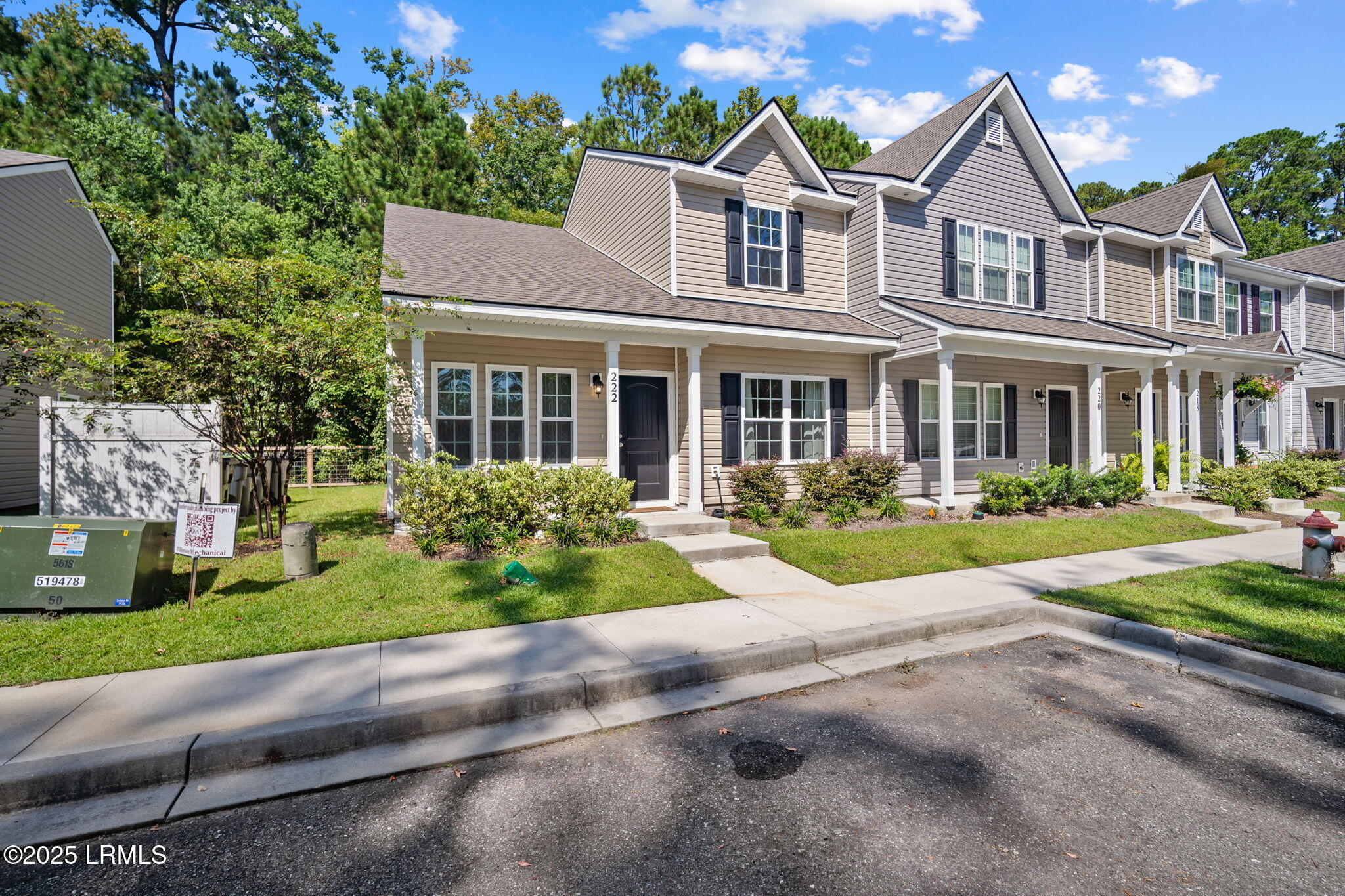 222 Admiration Avenue Beaufort, SC 29906 - Photo 2 of 23 25-web-or-mls-DSC02499