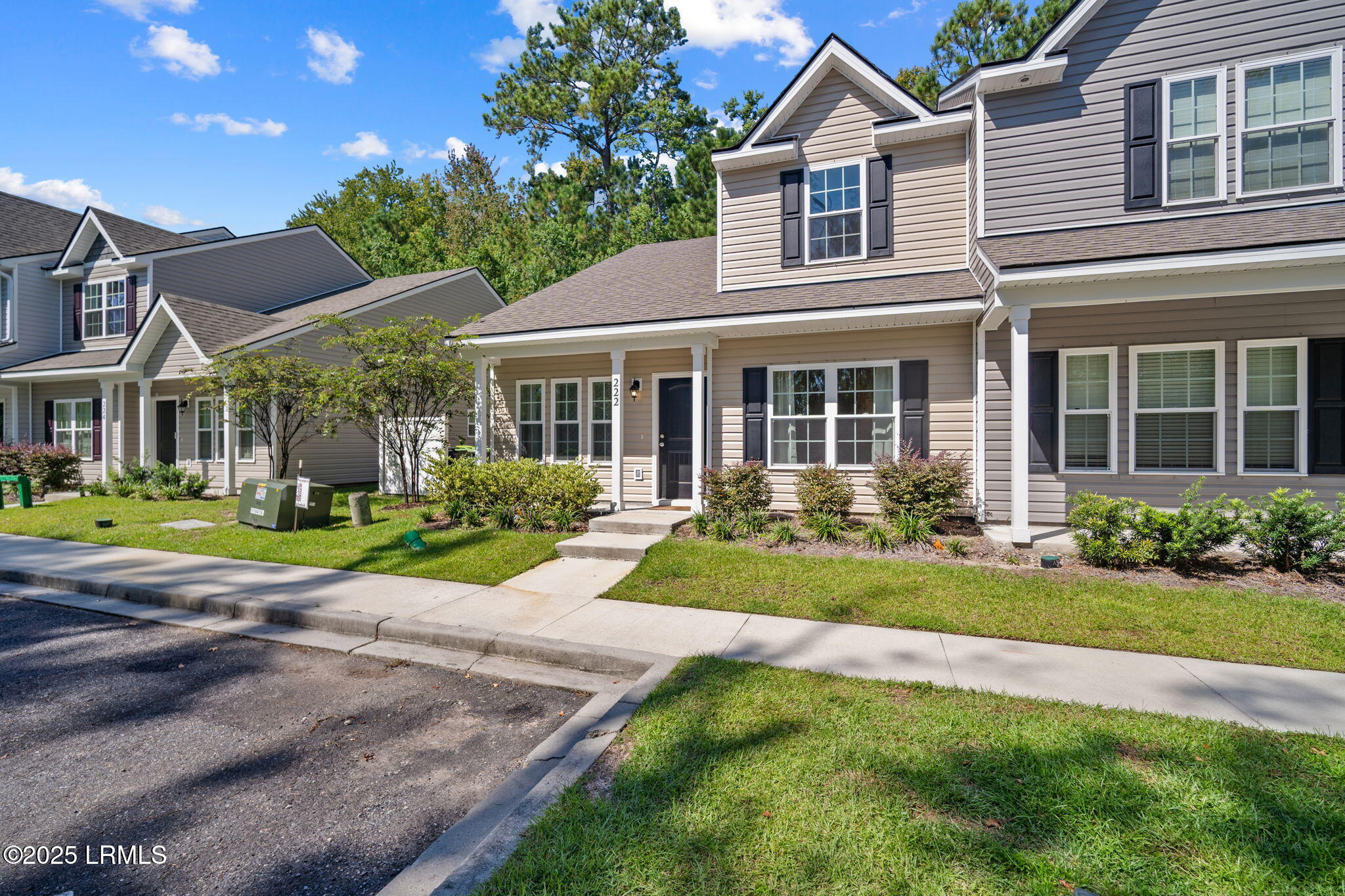 222 Admiration Avenue Beaufort, SC 29906 - Photo 3 of 23 26-web-or-mls-DSC02504