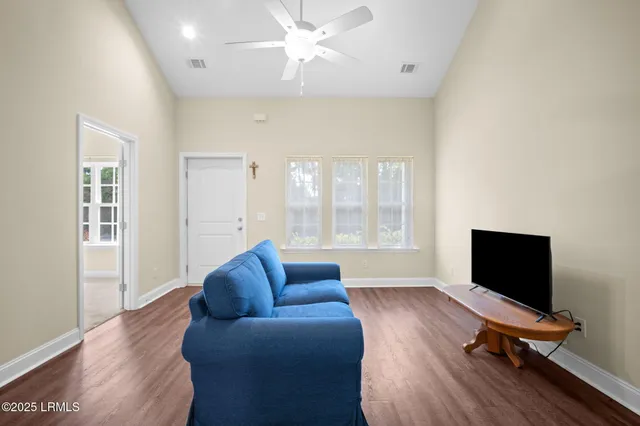 $2,500 | 222 Admiration Avenue, Beaufort, SC 29906