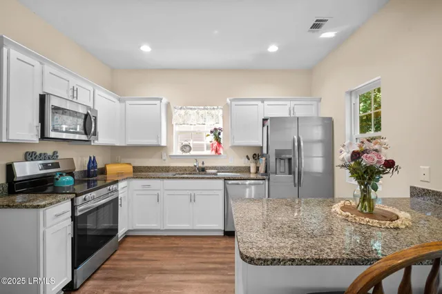 $2,500 | 222 Admiration Avenue, Beaufort, SC 29906