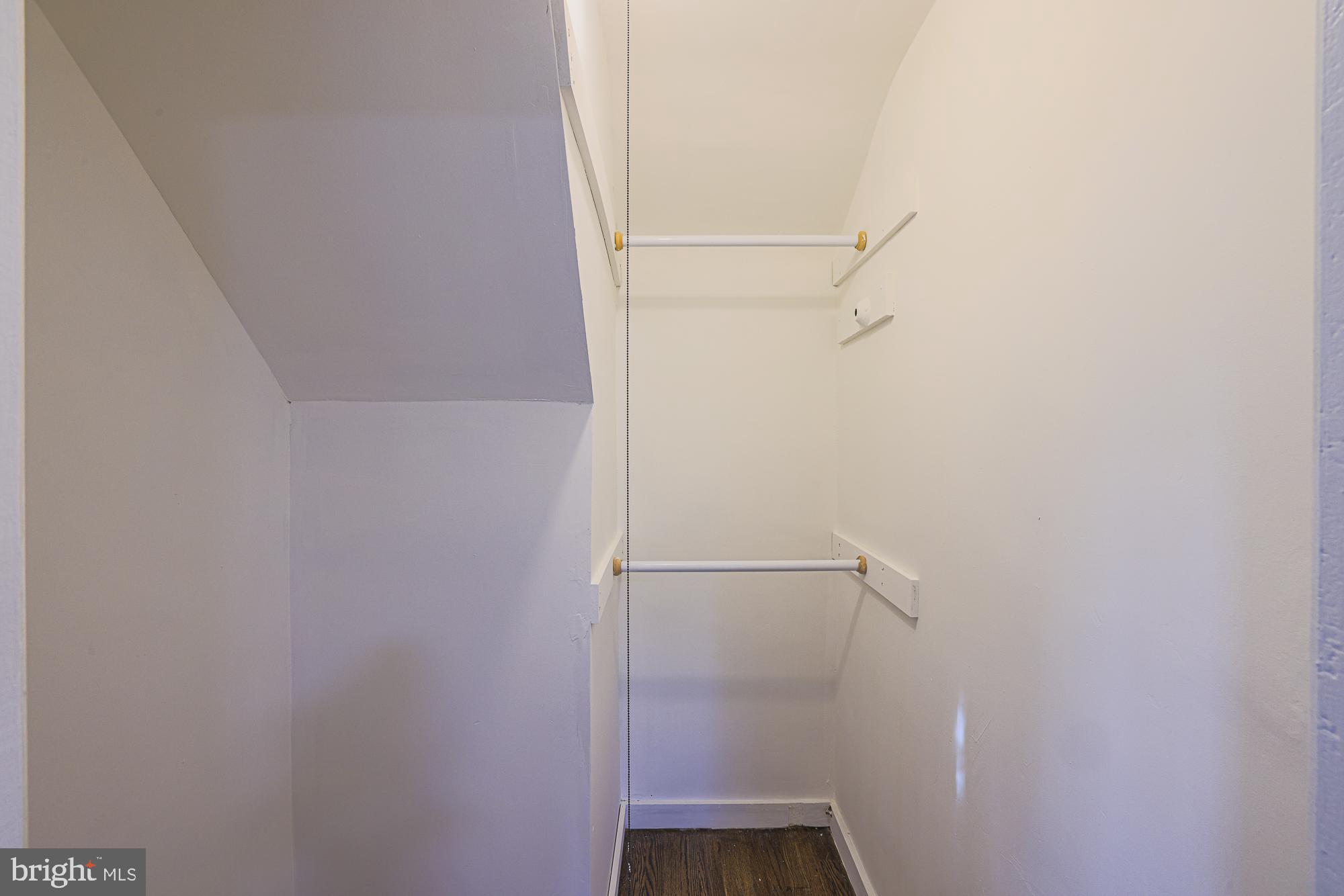 410 Kingston Road Baltimore, MD 21229 - Photo 26 of 56 Great Closet