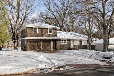 $585,000 | 3925 Victoria Street, Minnetonka, MN 55345