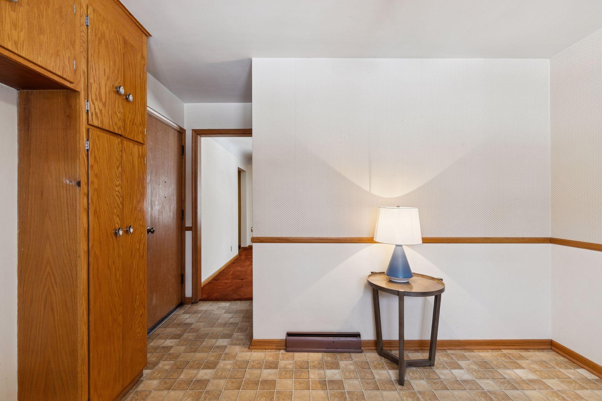 3925 Victoria Street Minnetonka, MN 55345 - Photo 11 of 39