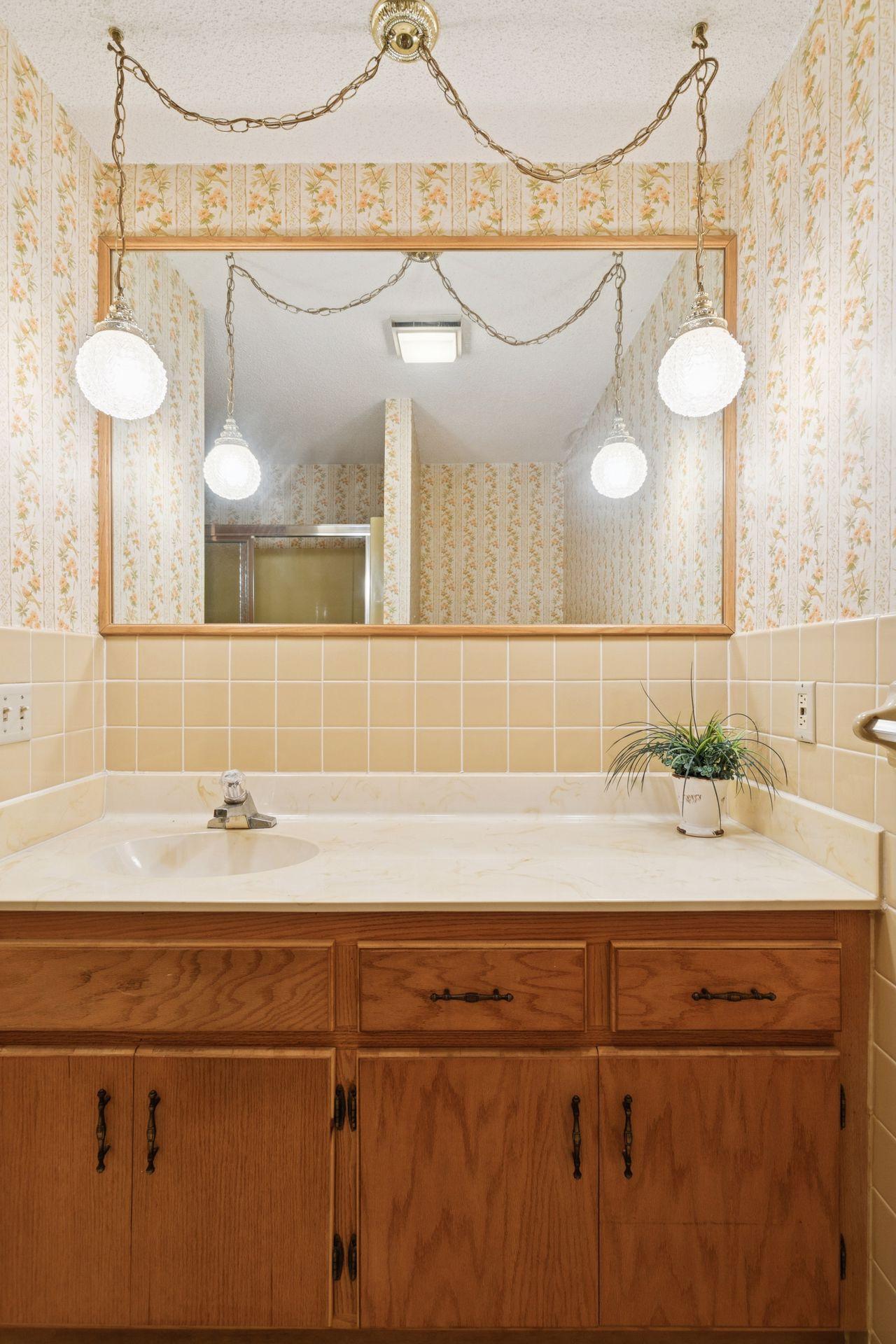 3925 Victoria Street Minnetonka, MN 55345 - Photo 25 of 39