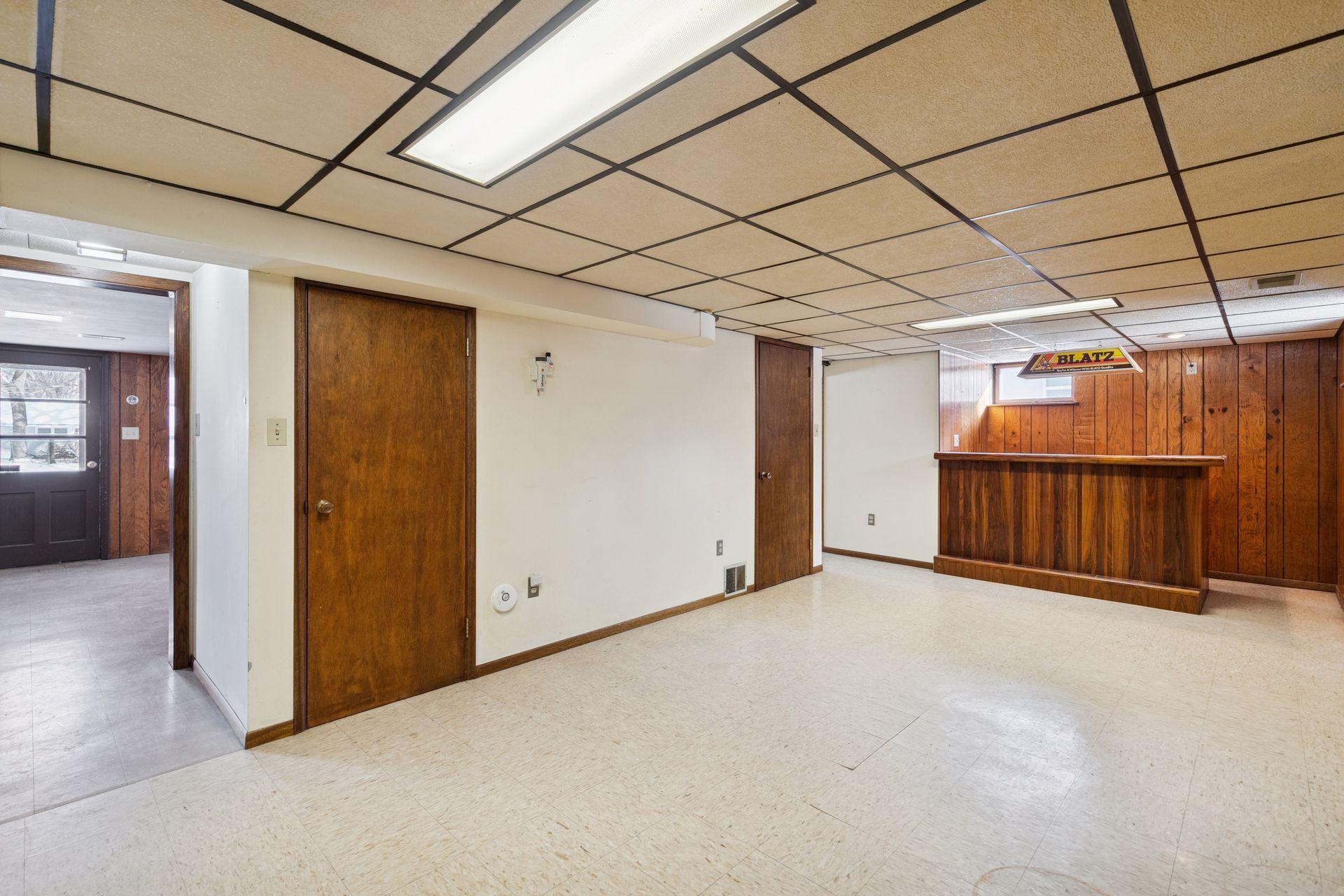 3925 Victoria Street Minnetonka, MN 55345 - Photo 27 of 39