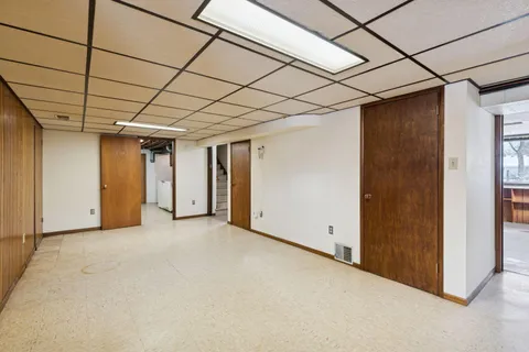 $585,000 | 3925 Victoria Street, Minnetonka, MN 55345