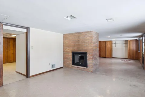 $585,000 | 3925 Victoria Street, Minnetonka, MN 55345