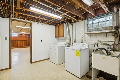 $585,000 | 3925 Victoria Street, Minnetonka, MN 55345