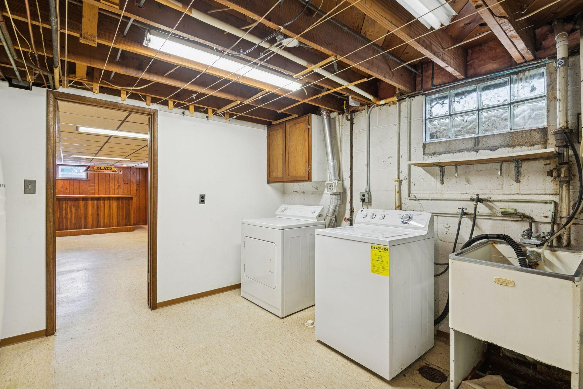 3925 Victoria Street Minnetonka, MN 55345 - Photo 33 of 39