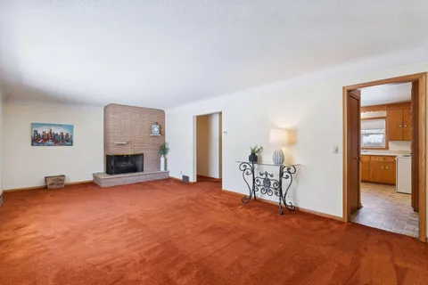 $585,000 | 3925 Victoria Street, Minnetonka, MN 55345