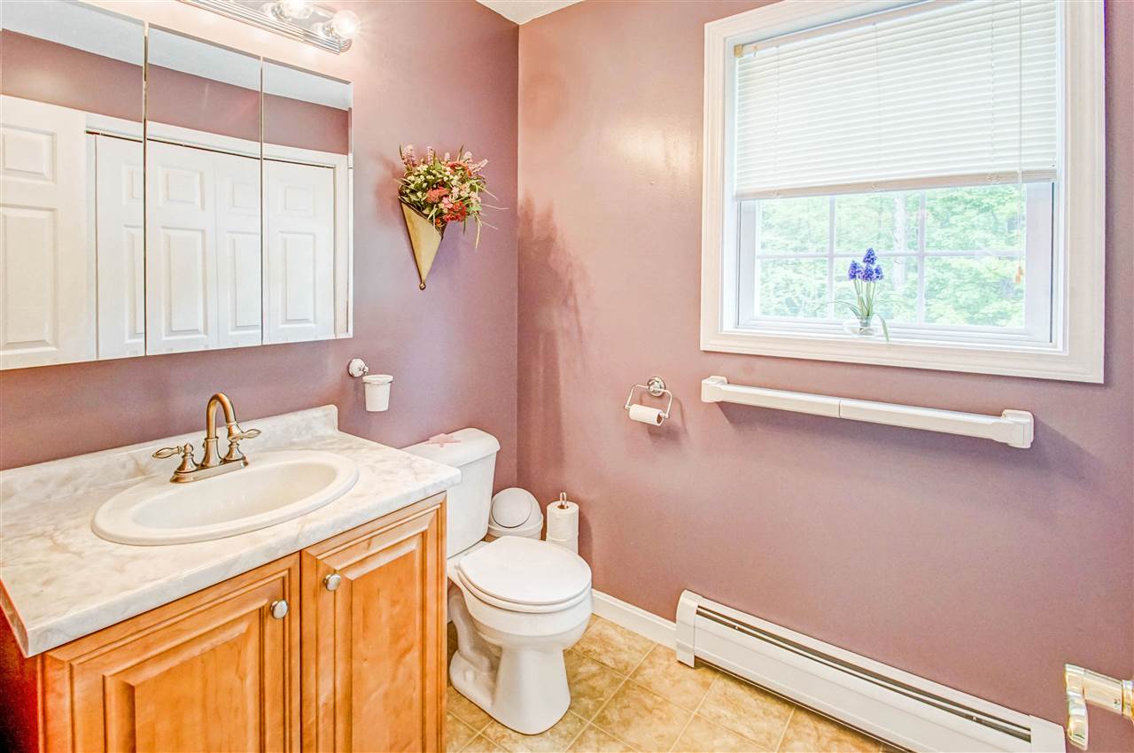 101 Winkley Farm Lane Rochester, NH 03867 - Photo 20 of 40