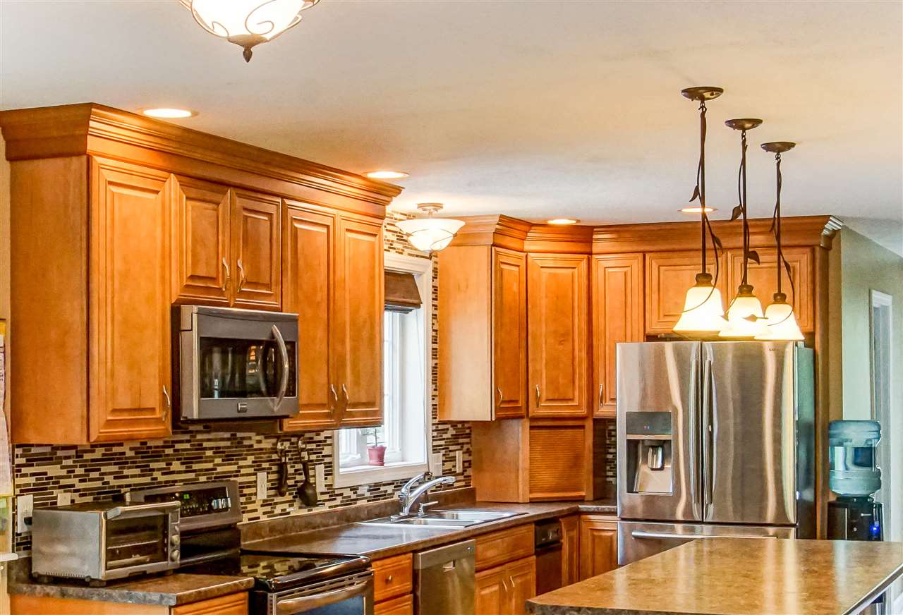 101 Winkley Farm Lane Rochester, NH 03867 - Photo 6 of 40