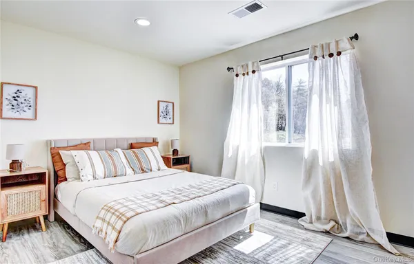 $2,500 | 21 Moka Place, Saugerties, NY 12477