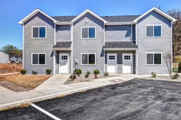 $2,500 | 21 Moka Place, Saugerties, NY 12477