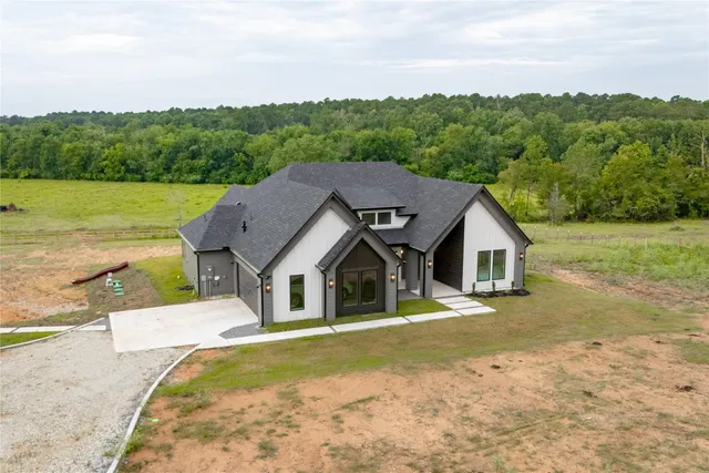 $699,000 | 1000 Denson Allen Road, Coldspring, TX 77331