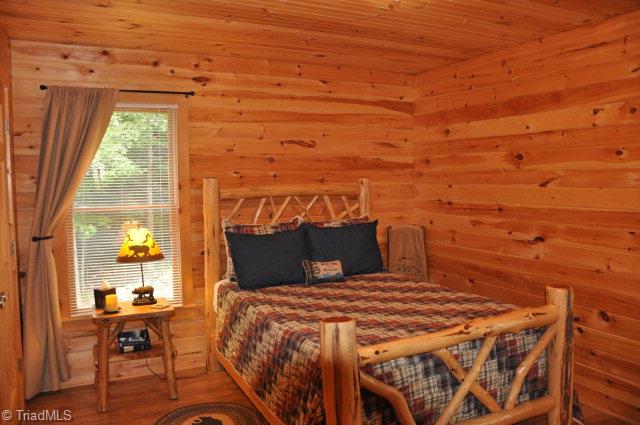 3206 Buck Mountain Road Purlear, NC 28665 - Photo 5 of 22