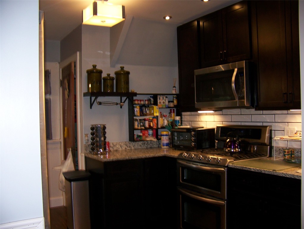 2009 Tracy Street Endicott, NY 13760 - Photo 10 of 26