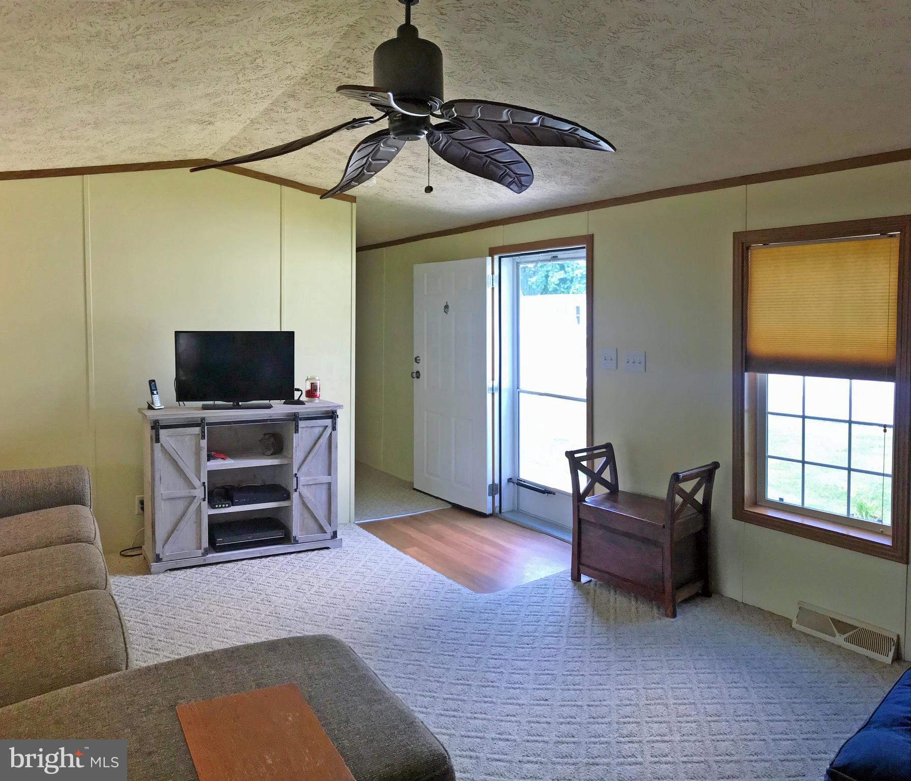 6 Sunnyfield Road Rehoboth Beach, DE 19971 - Photo 2 of 15 Living Room