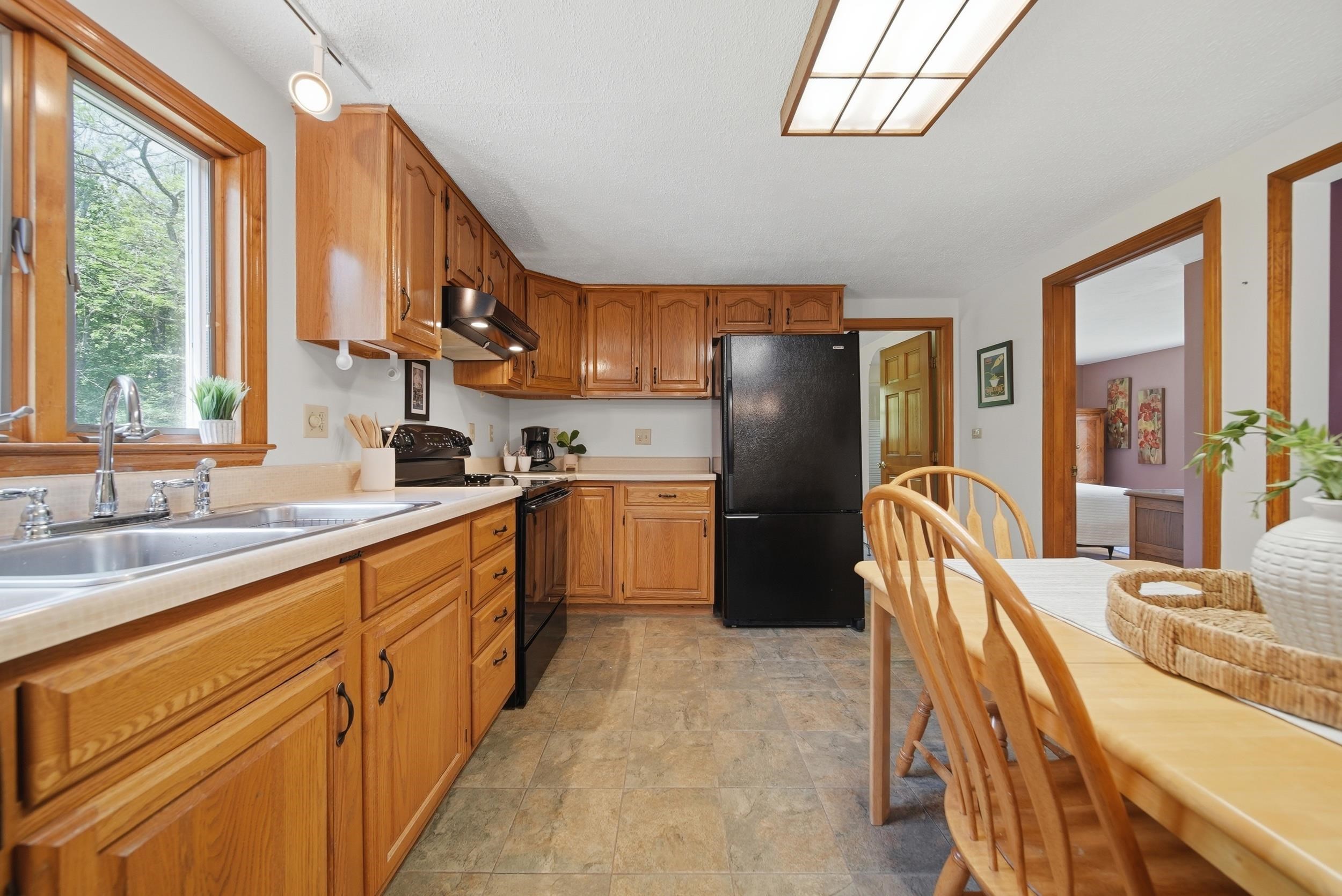 4 Scottsdale Road Atkinson, NH 03811 - Photo 27 of 41