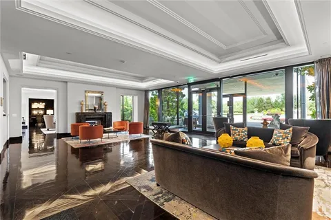 $1,450,000 | 700 West 31st Street, Unit 1804, Kansas City, MO 64108