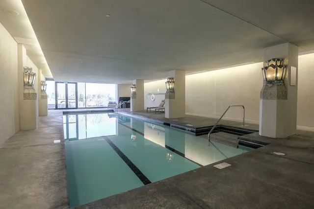 $1,450,000 | 700 West 31st Street, Unit 1804, Kansas City, MO 64108