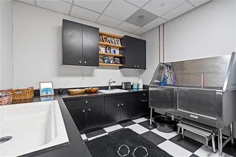 $1,450,000 | 700 West 31st Street, Unit 1804, Kansas City, MO 64108