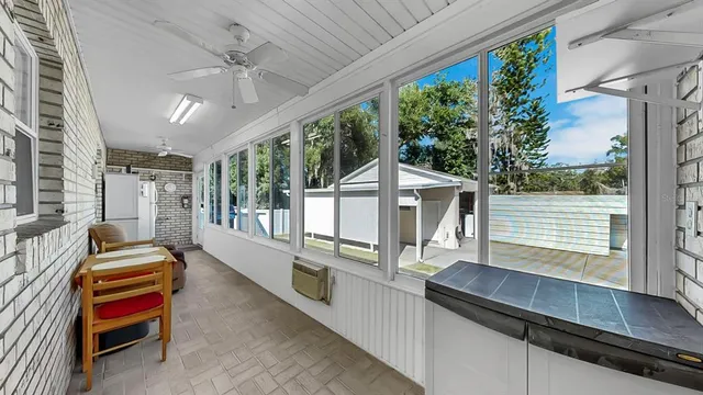 $425,000 | 914 Woodland Drive, Seffner, FL 33584