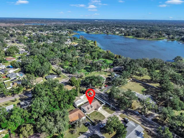 $425,000 | 914 Woodland Drive, Seffner, FL 33584