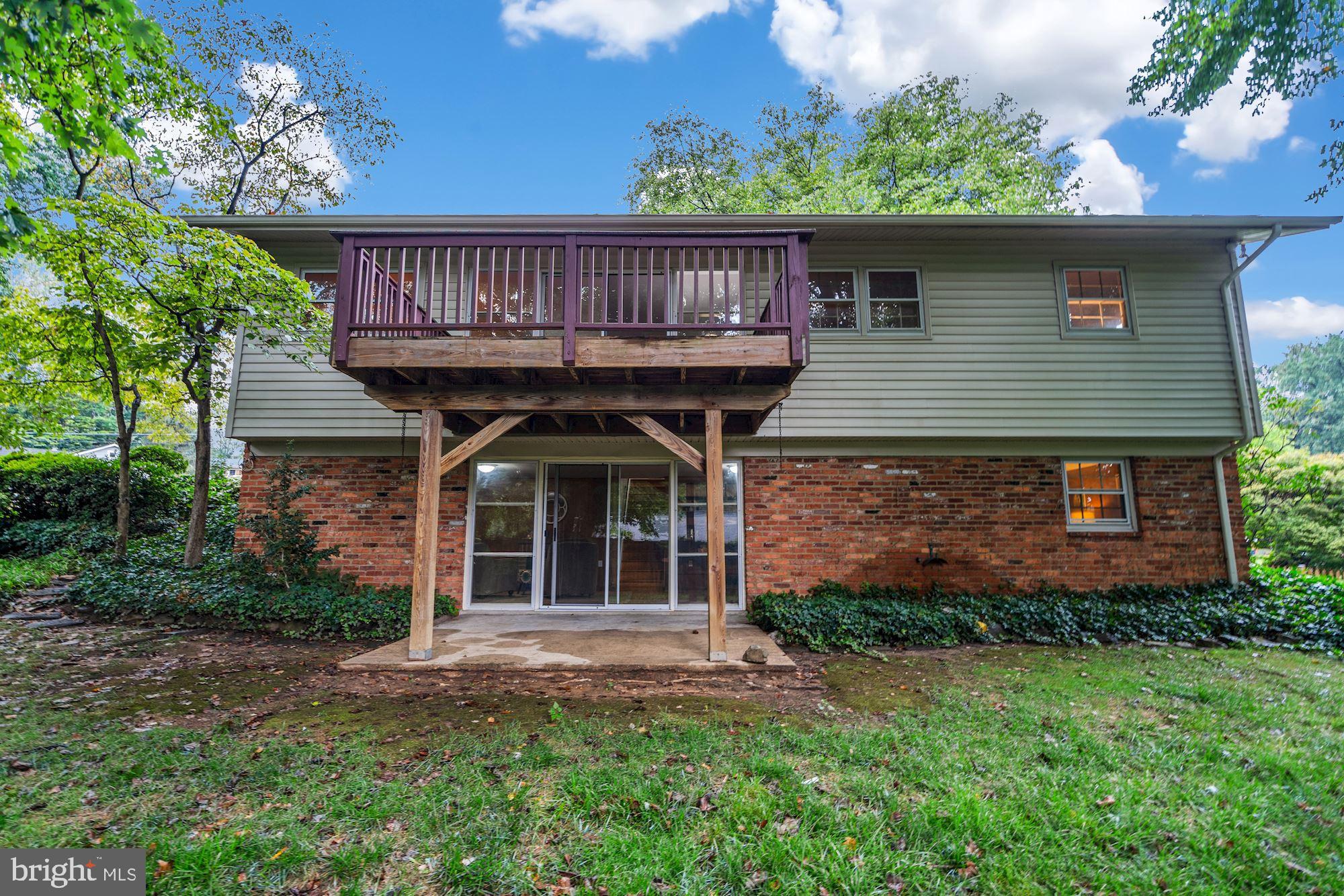 3703 Sprucedale Drive Annandale, VA 22003 - Photo 25 of 41 Space to make new areas of enjoyment out here!