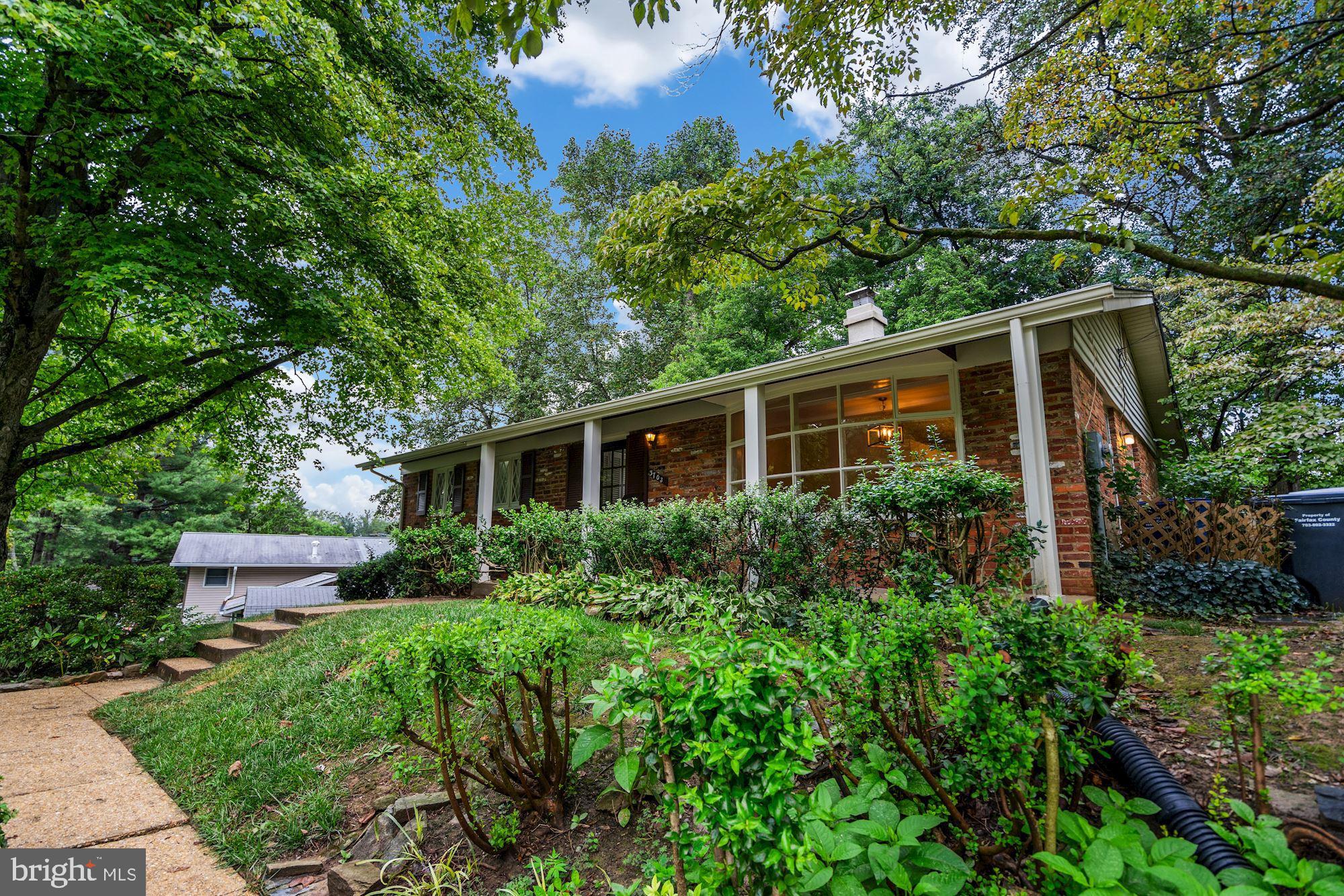 3703 Sprucedale Drive Annandale, VA 22003 - Photo 26 of 41