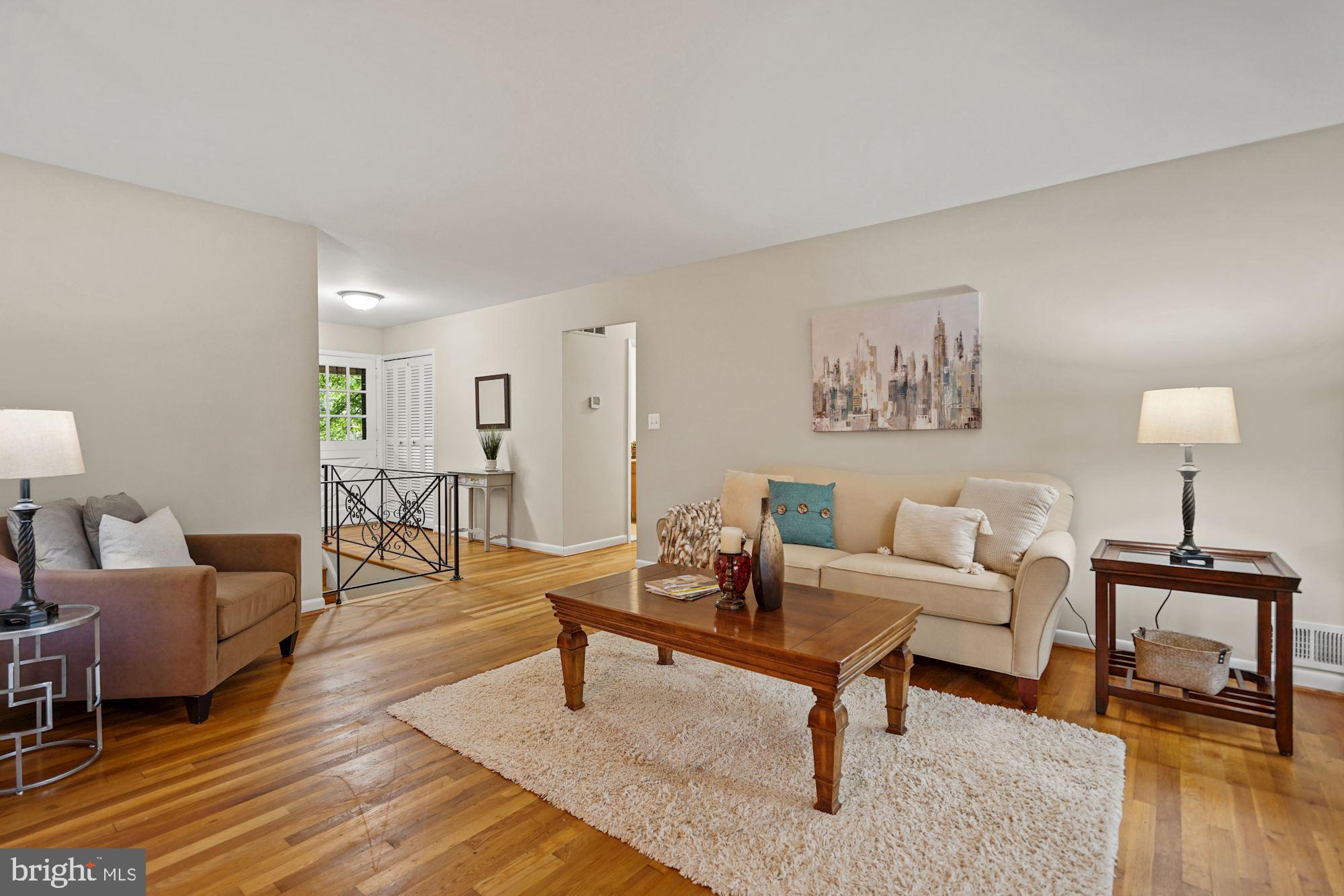 3703 Sprucedale Drive Annandale, VA 22003 - Photo 6 of 41 Spacious living room with deck access = great flow