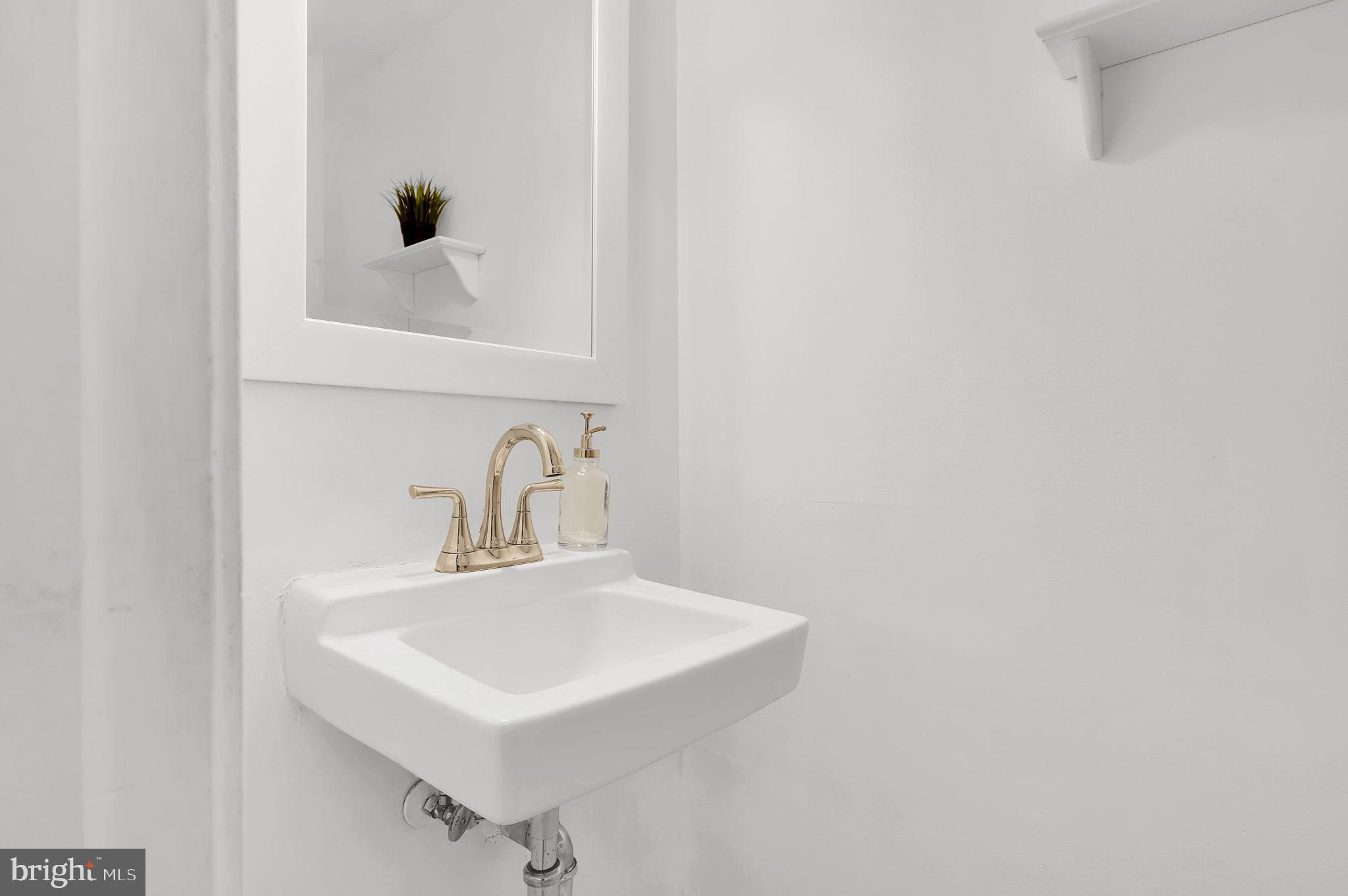 19302 Thomas Farm Road Montgomery Village, MD 20886 - Photo 13 of 36