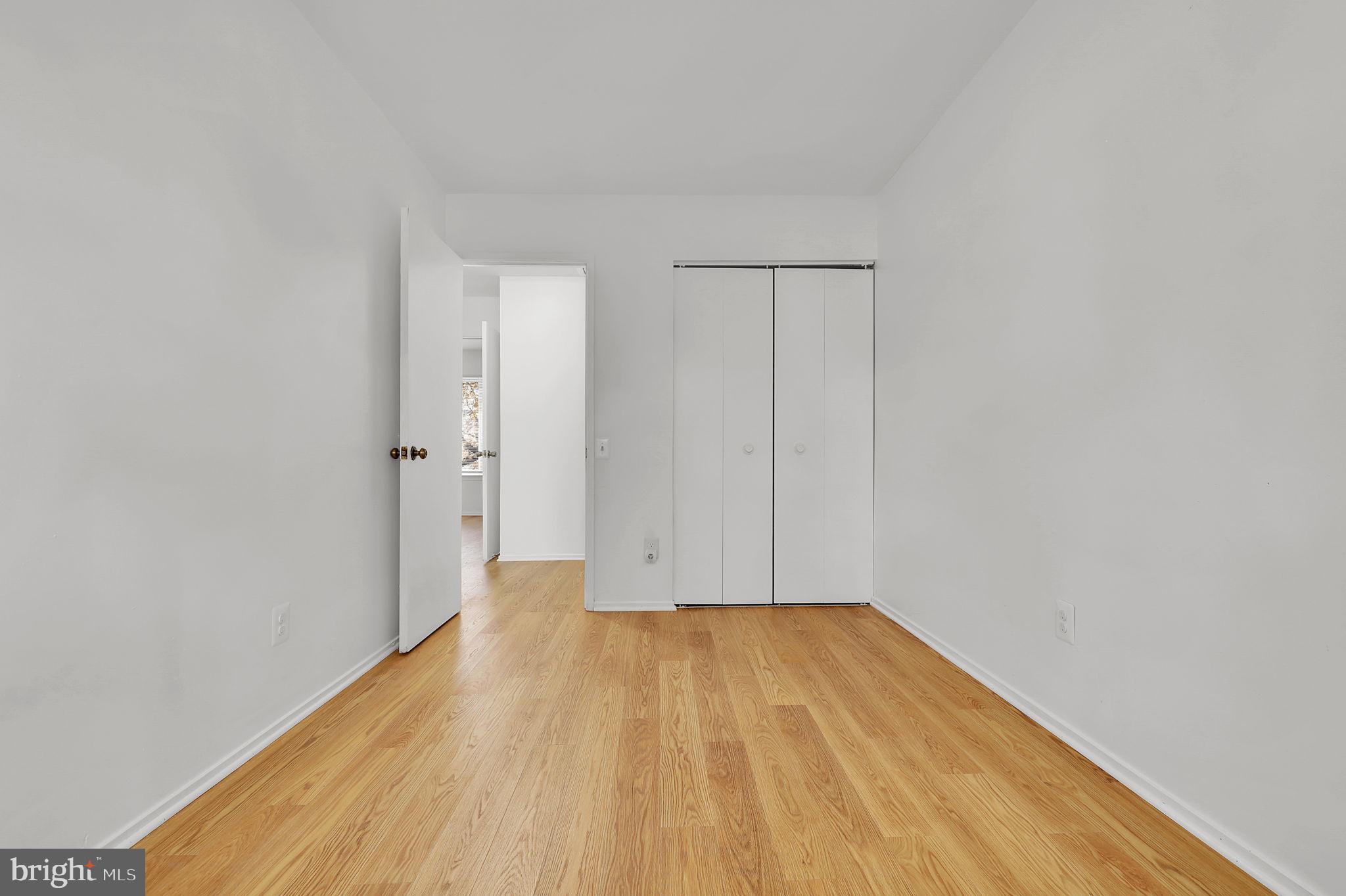 19302 Thomas Farm Road Montgomery Village, MD 20886 - Photo 20 of 36